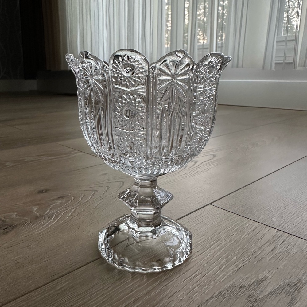 Elegant Crystal Glass Bowl
